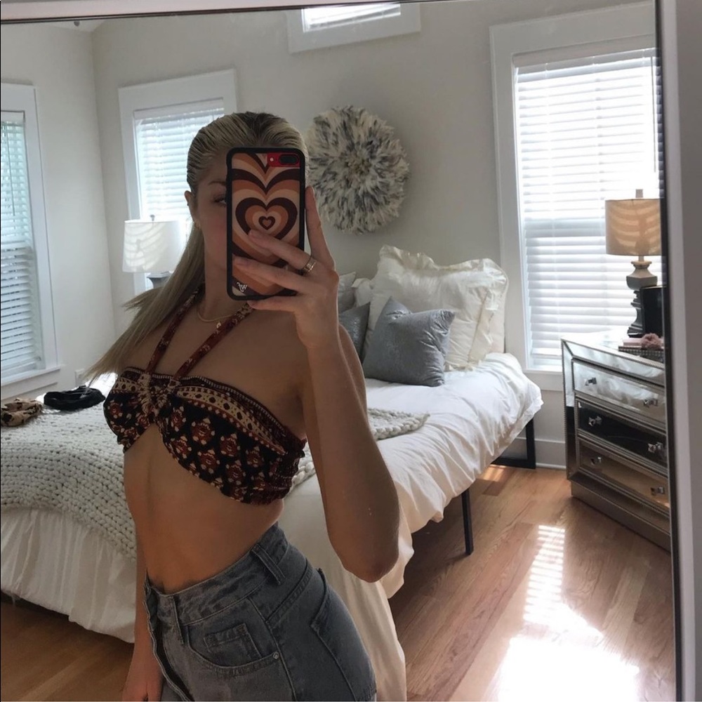 Patterned wrap top